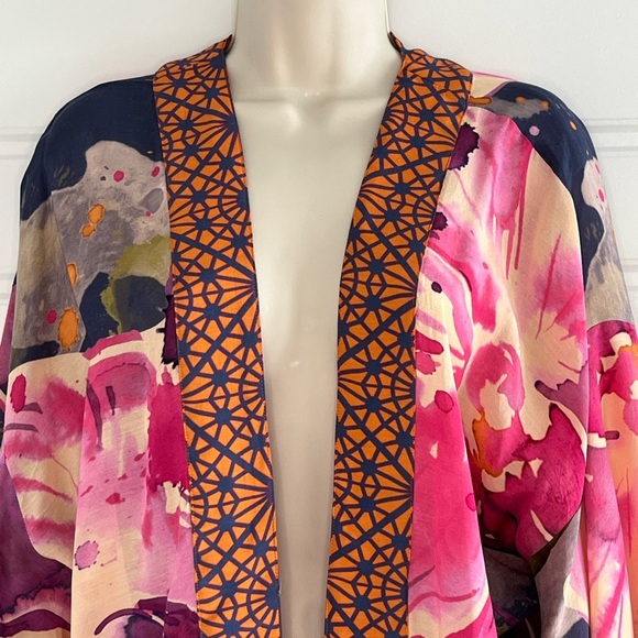 Powder Orchid and Iris Kimono Jacket Cover Up Bohemian Artsy One Size NWT - Picture 4 of 15